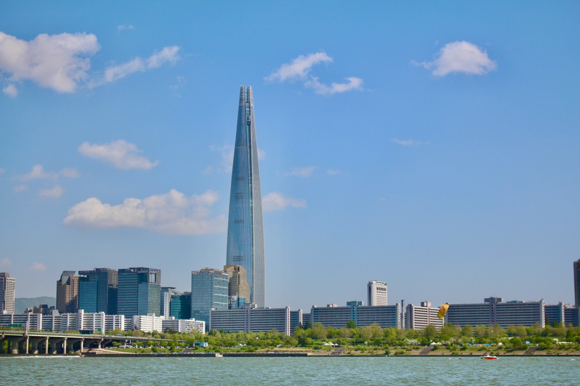 Modern Seoul skyline featuring Lotte World Tower as a symbol of contemporary Korean architecture